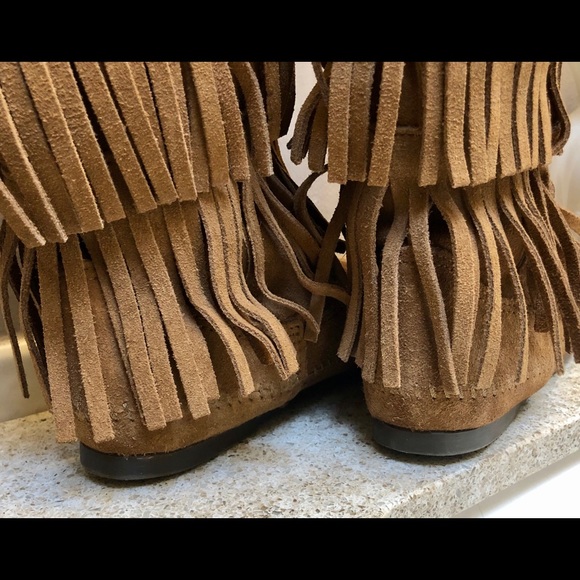 Minnetonka Sz7 Cognac Suede Fringe  Moccasin Boots - Picture 4 of 6